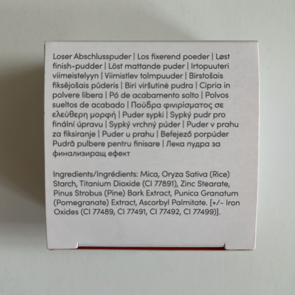 JANE  IREDALE AMAZING MATTE
LOOSE FINISH POWDER - Picture 4 of 4
